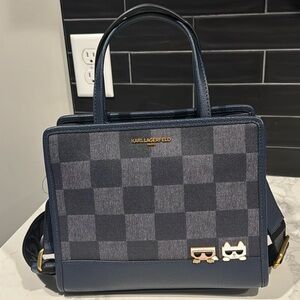 🦋BRAND NEW KARL LAGERFELD CROSSBODY BAG🦋